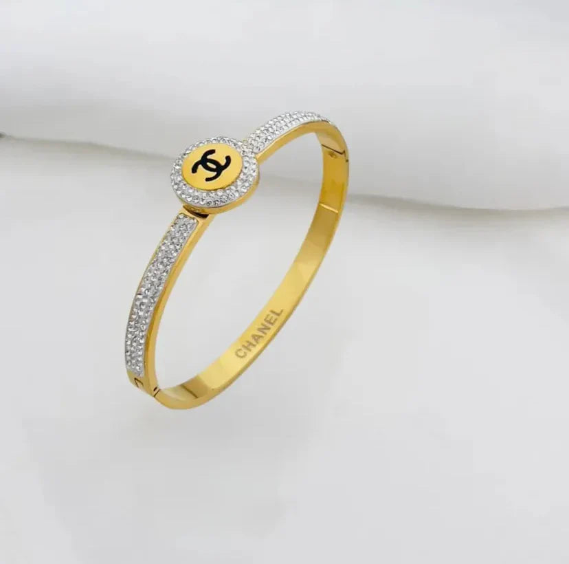 Elegant Crystal-Studded Luxury Bangle