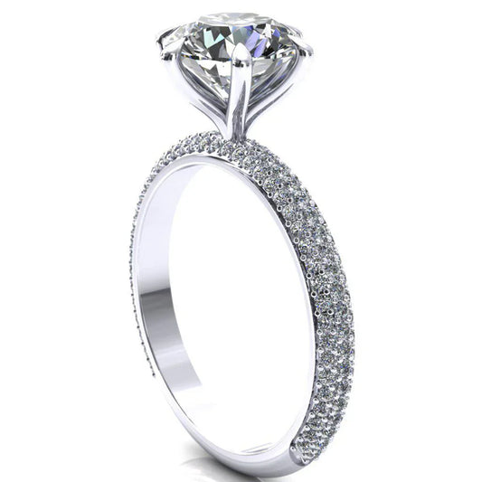 Elegant Six Claws Ring with Sparkling Stone