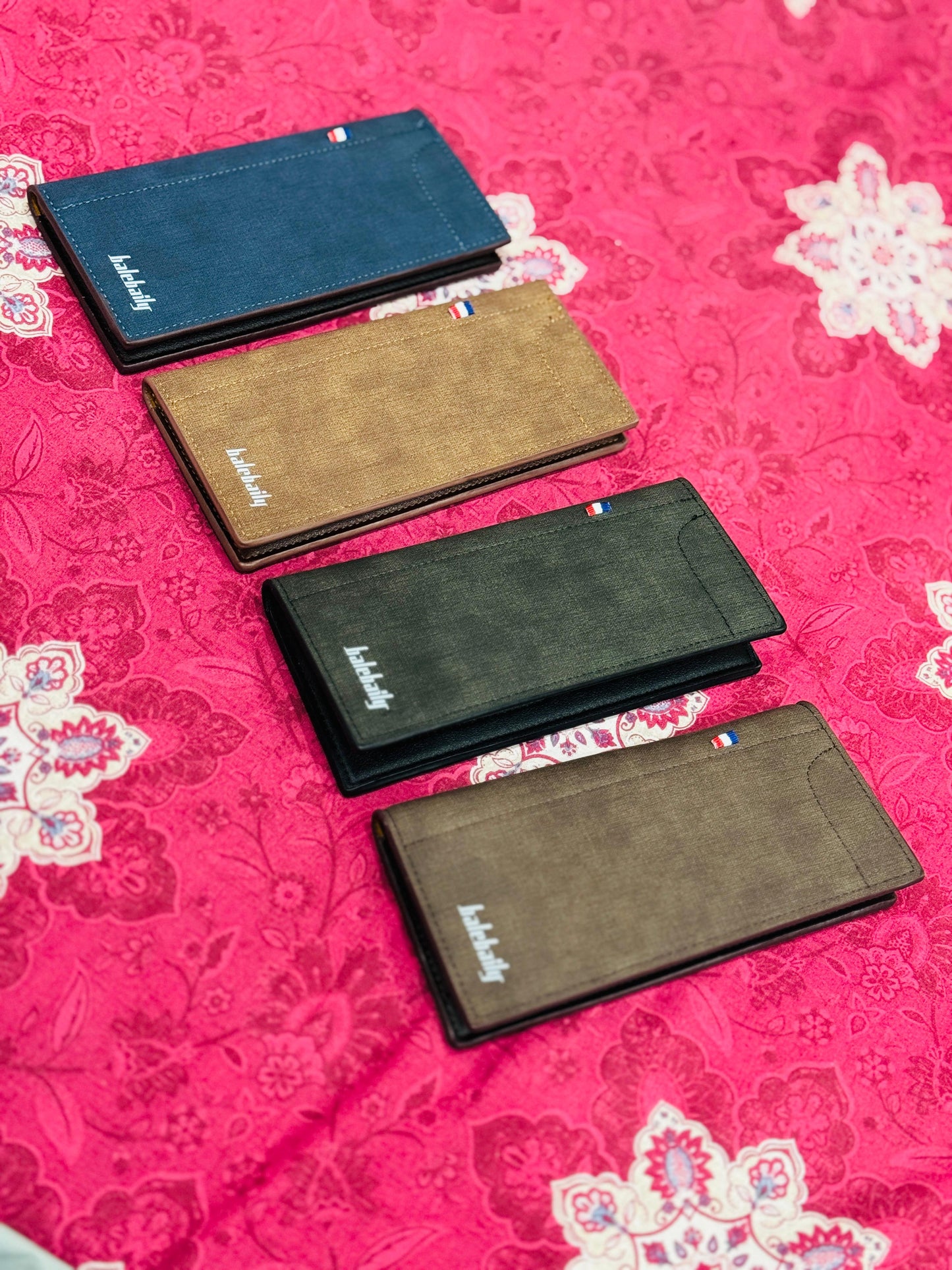 Very Amazing Quality pure  👍 Long Wallet for Men and Women (2000+ Sold😍)